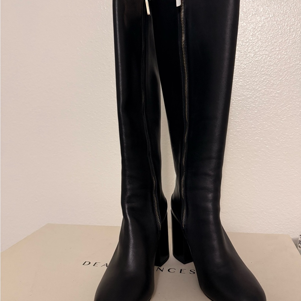 Dear Frances Black Knee-High Women's Boots